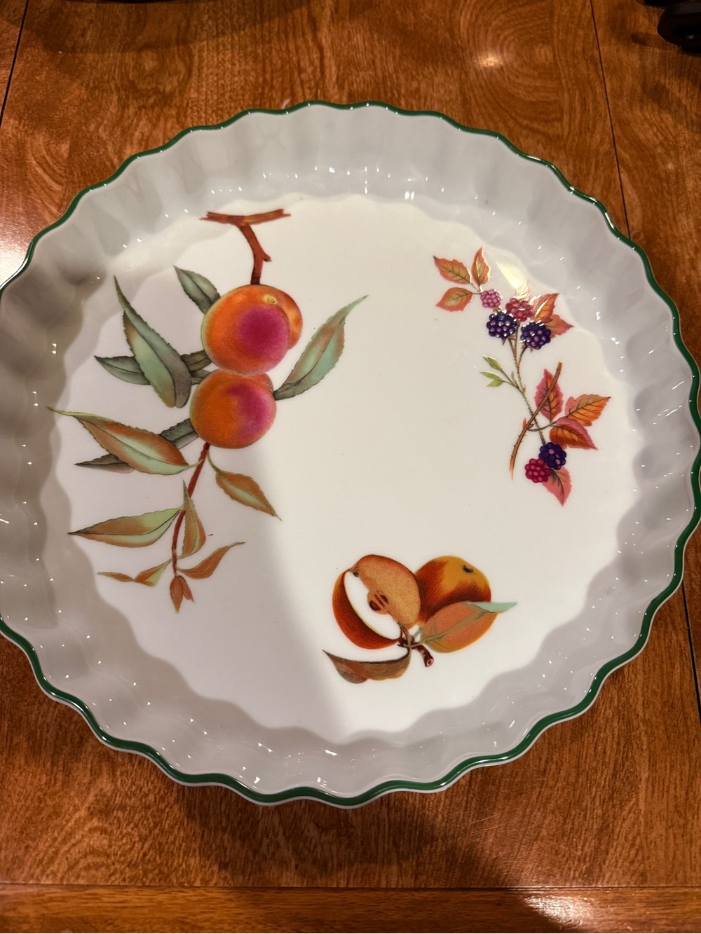 1986 Royal Worcester Evesham quiche flan dish